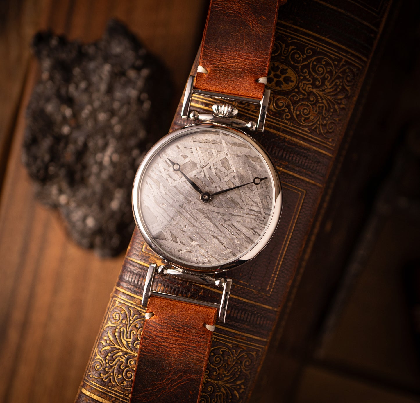 "Meteorite watch" VINTAGE WATCH 1980s