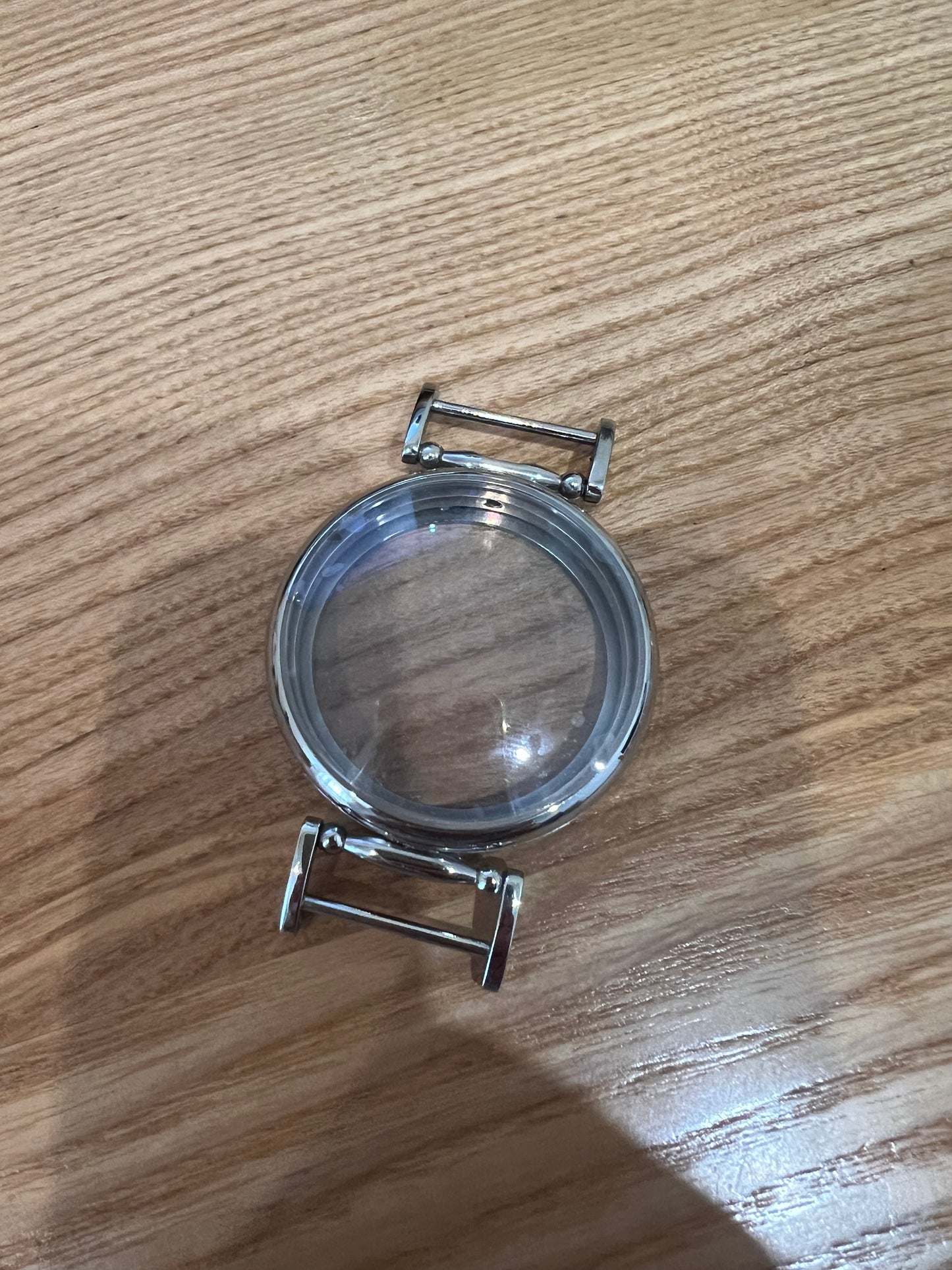 Case Width: 43 mm excl