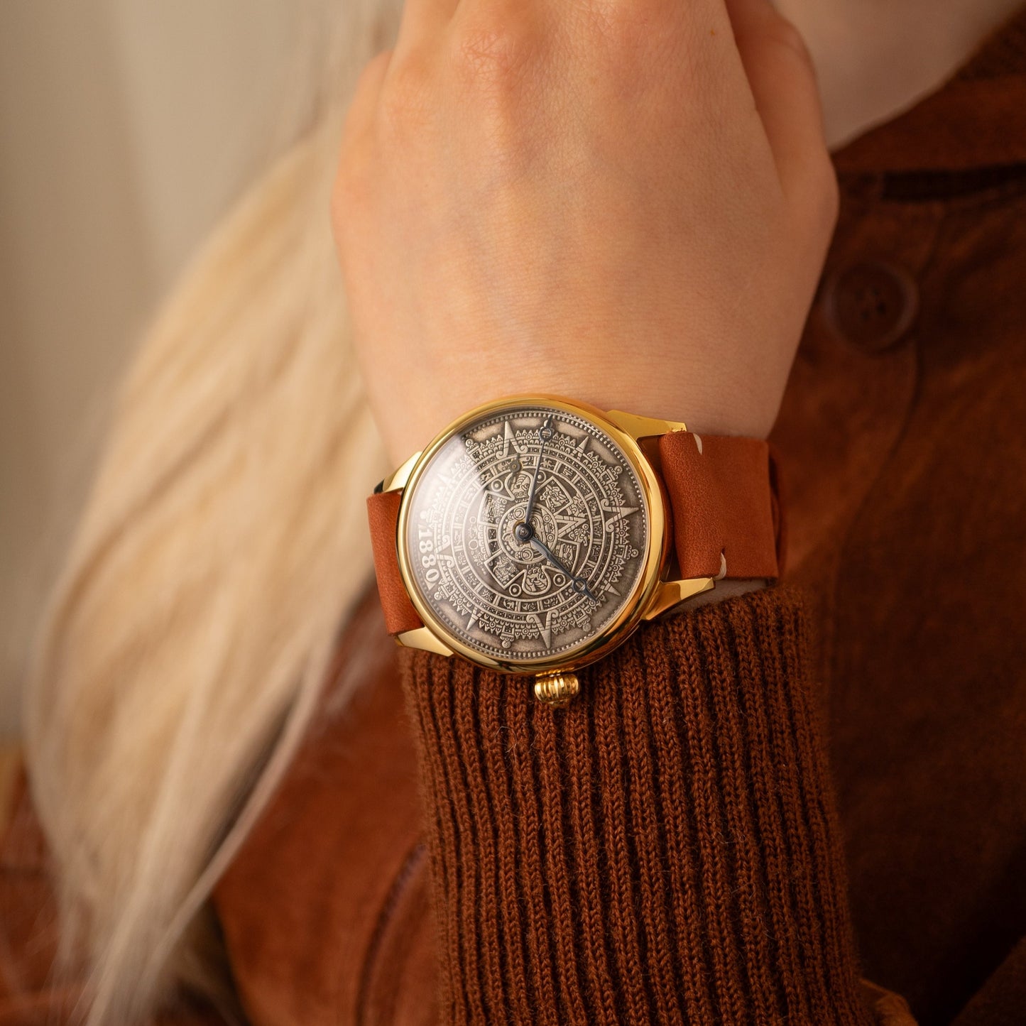 VINTAGE WATCH " Golden Aztec calendar ", mechanism 1980s